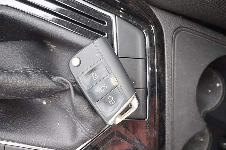 Used Volkswagen Tayron 2024 300TSI Two-Wheel-Drive Luxury Plus Advanced Version Vehicle Key