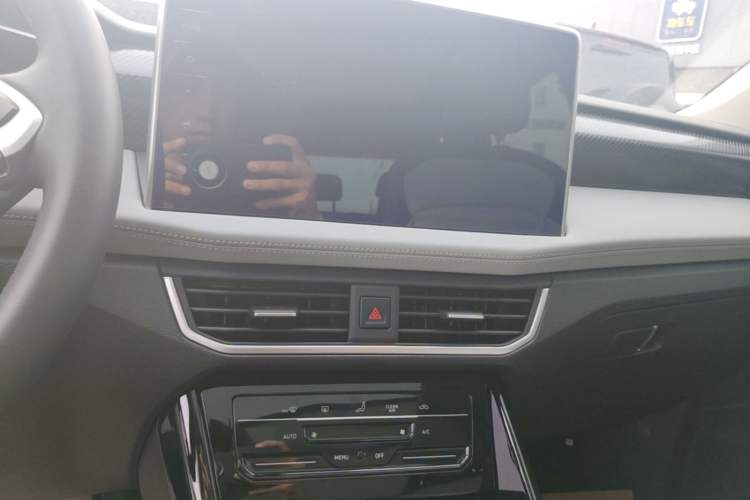 Used Volkswagen Tayron 2025 Zhongxiang Version 300TSI Audio And AC Panel
