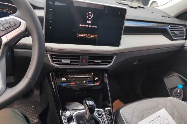 Used Volkswagen Tayron 2025 Zhongxiang Version 330TSI Audio And AC Panel