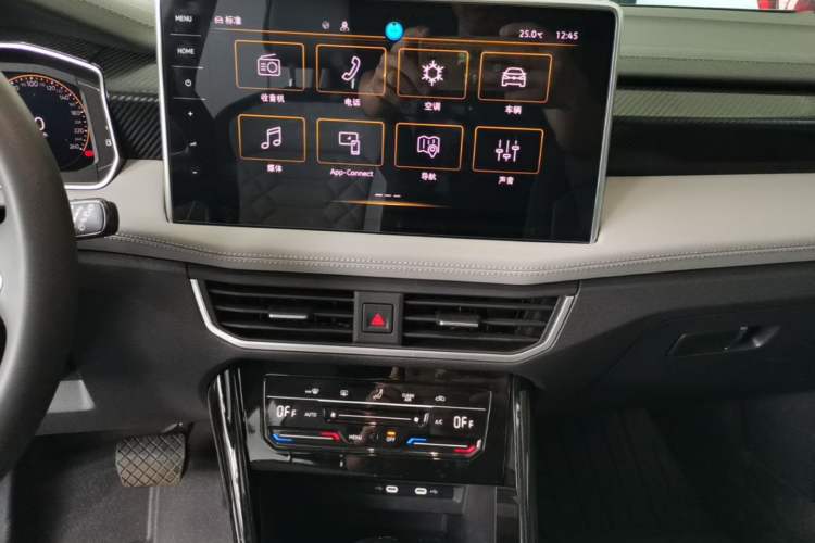 Used Volkswagen Tayron 2025 Zhongxiang Version 300TSI Audio And AC Panel