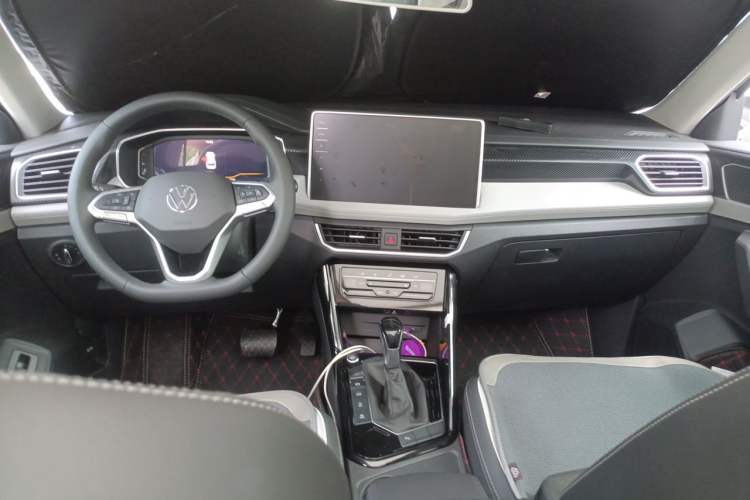 Used Volkswagen Tayron 2025 Zhongxiang Version 300TSI Center Console