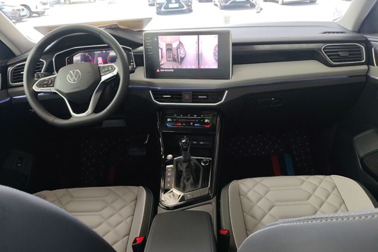 Used Volkswagen Tayron 2025 Zhongxiang Version 300TSI Center Console