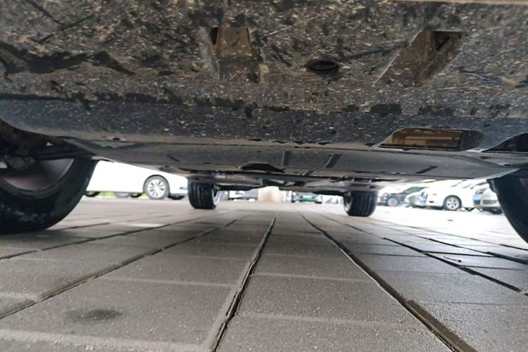 Used Volkswagen Tayron 2025 Tiguan L 330TSI Two-Wheel-Drive Elite Chassis Front