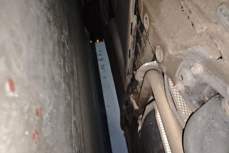 Used Volkswagen Tayron 2025 Zhongxiang Version 300TSI Chassis Rear Left