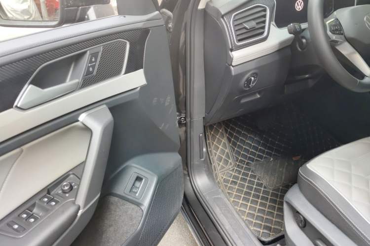 Used Volkswagen Tayron 2025 Zhongxiang Version 300TSI Driver Seat