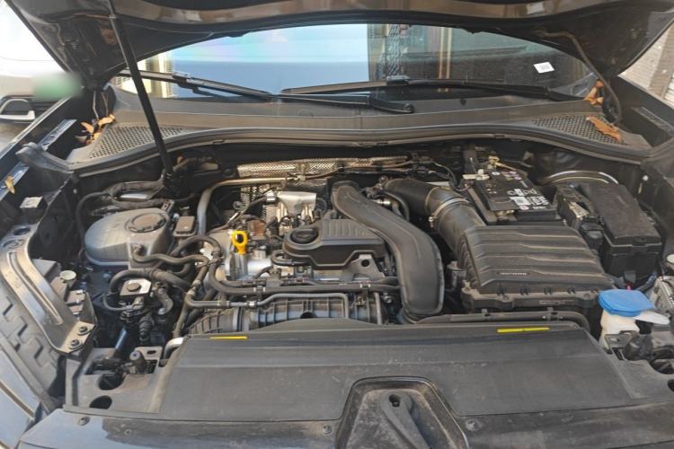 Used Volkswagen Tayron 2025 Zhongxiang Version 300TSI Engine Bay