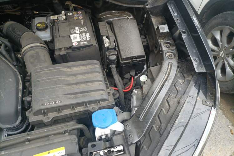 Used Volkswagen Tayron 2025 Facelifted Model, Popular Version, 300TSI Engine Bay Left