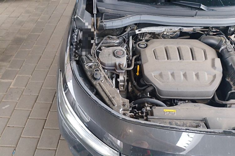 Used Volkswagen Tayron 2025 Tiguan L 330TSI Two-Wheel-Drive Elite Engine Bay Right