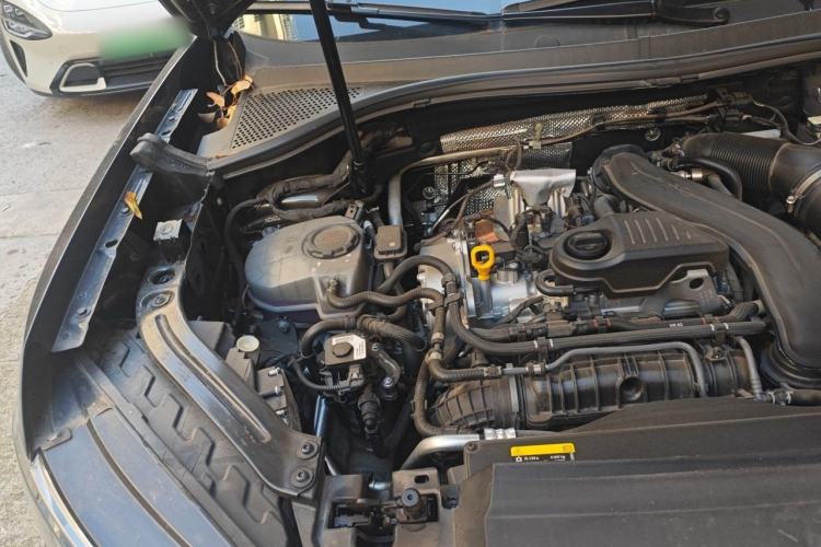 Used Volkswagen Tayron 2025 Zhongxiang Version 300TSI Engine Bay Right