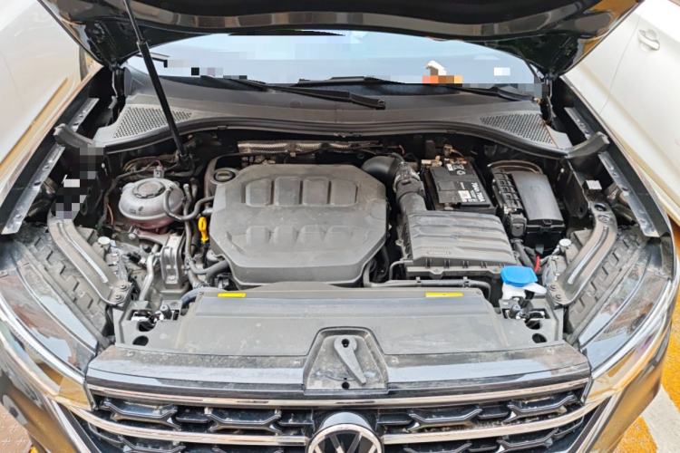 Used Volkswagen Tayron 2025 Facelifted Model, Popular Version, 330TSI Engine Bay