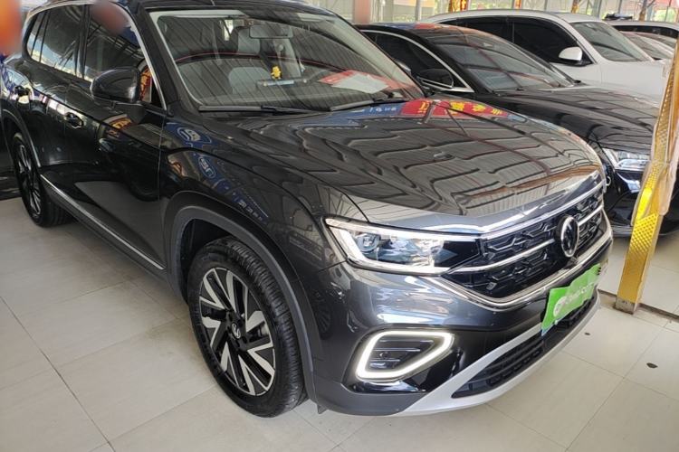Used Volkswagen Tayron 2025 Facelifted Model, Popular Version, 330TSI Front Right 45 Deg