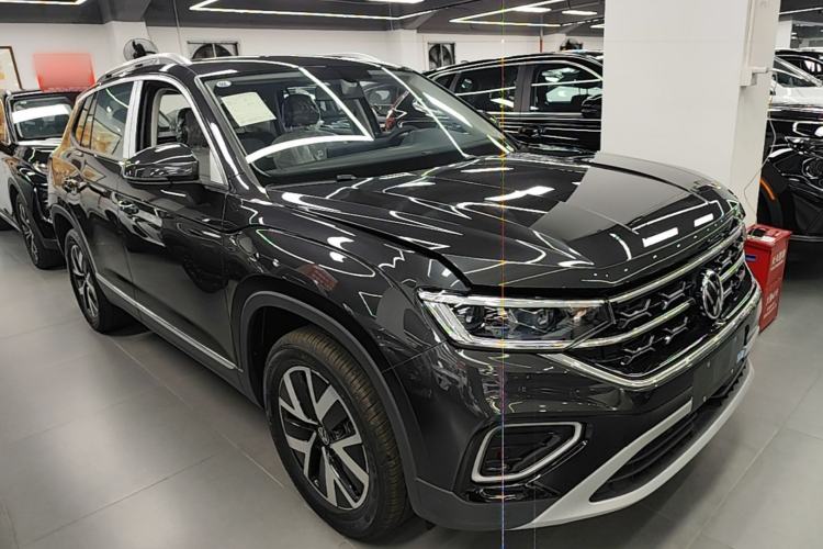 Used Volkswagen Tayron 2025 Zhongxiang Version 300TSI Front Right 45 Deg