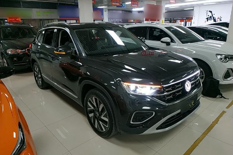 Used Volkswagen Tayron 2025 Zhongxiang Version 300TSI Front Right 45 Deg