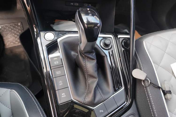 Used Volkswagen Tayron 2025 Zhongxiang Version 330TSI Gear Lever