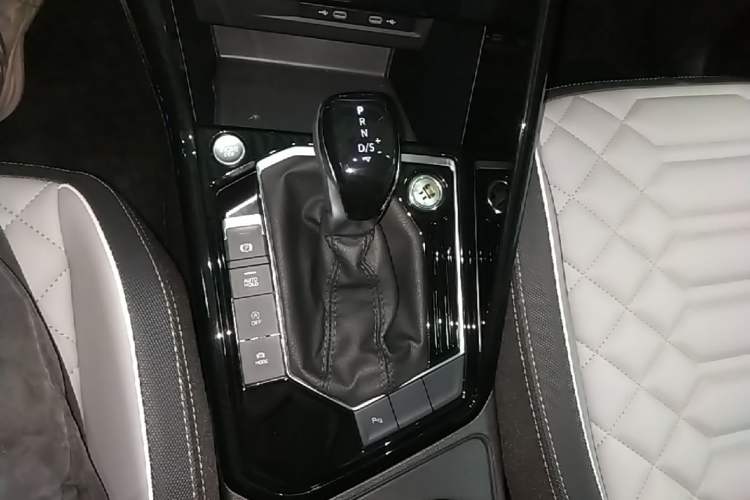 Used Volkswagen Tayron 2025 Zhongxiang Version 300TSI Gear Lever