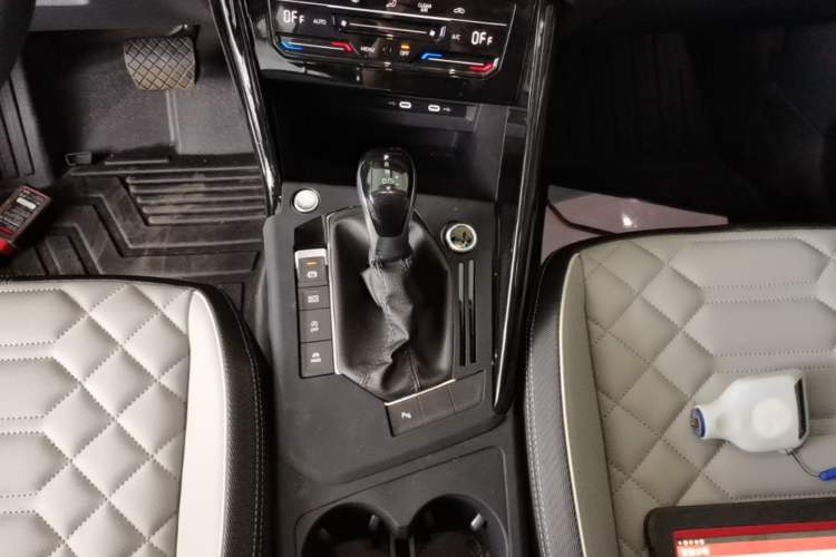 Used Volkswagen Tayron 2025 Zhongxiang Version 300TSI Gear Lever