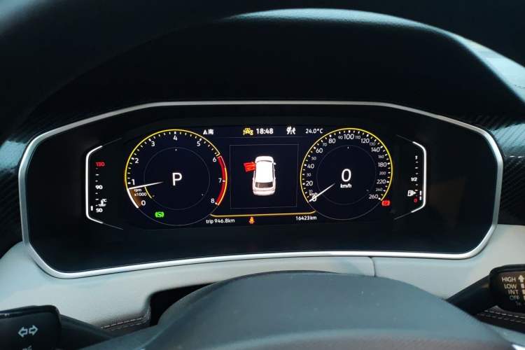 Used Volkswagen Tayron 2025 Zhongxiang Version 300TSI Instrument Cluster