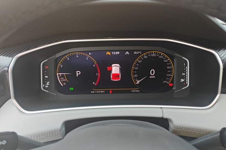 Used Volkswagen Tayron 2025 Facelifted Model, Popular Version, 330TSI Instrument Cluster