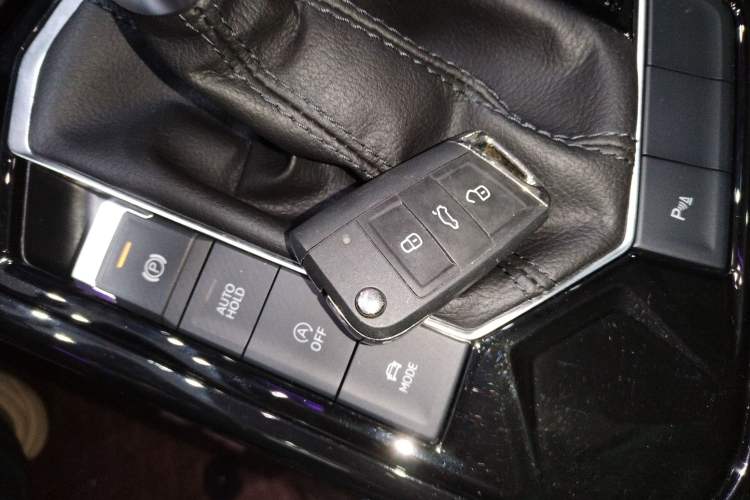 Used Volkswagen Tayron 2025 Zhongxiang Version 300TSI Interior 1