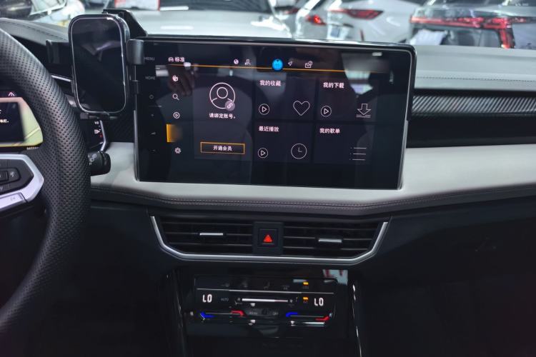Used Volkswagen Tayron 2025 Zhongxiang Version 300TSI Interior 5