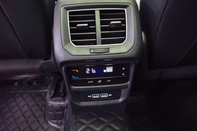 Used Volkswagen Tayron 2025 Zhongxiang Version 300TSI Interior 7