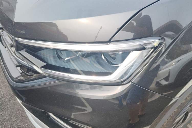 Used Volkswagen Tayron 2025 Zhongxiang Version 300TSI Left Front Headlight