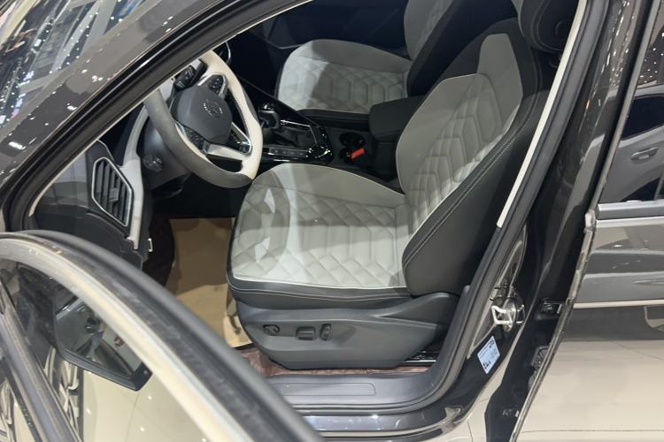 Used Volkswagen Tayron 2025 Zhongxiang Version 300TSI Left Front Seat