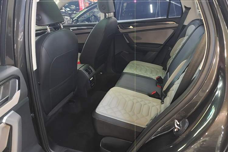 Used Volkswagen Tayron 2025 Zhongxiang Version 330TSI Left Rear Seat