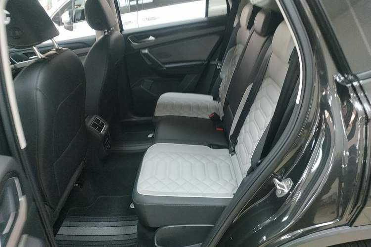 Used Volkswagen Tayron 2025 Zhongxiang Version 330TSI Left Rear Seat