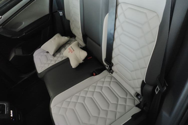 Used Volkswagen Tayron 2025 Facelifted Model, Popular Version, 330TSI Left Rear Seat