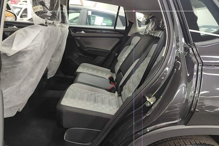 Used Volkswagen Tayron 2025 Zhongxiang Version 300TSI Left Rear Seat