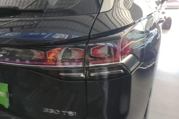 Used Volkswagen Tayron 2025 Facelifted Model, Popular Version, 330TSI Right Rear Taillight