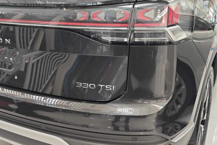 Used Volkswagen Tayron 2025 Facelifted Model, Popular Version, 330TSI Right Rear Taillight