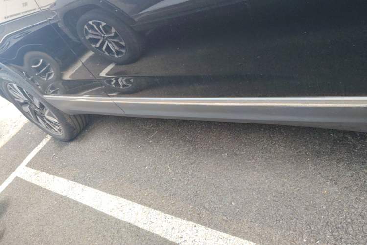 Used Volkswagen Tayron 2025 Zhongxiang Version 300TSI Right Side Sill