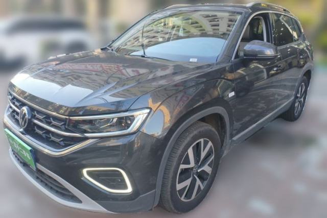Volkswagen Tayron 2025 Facelifted Model, Popular Version, 300TSI مستعملة