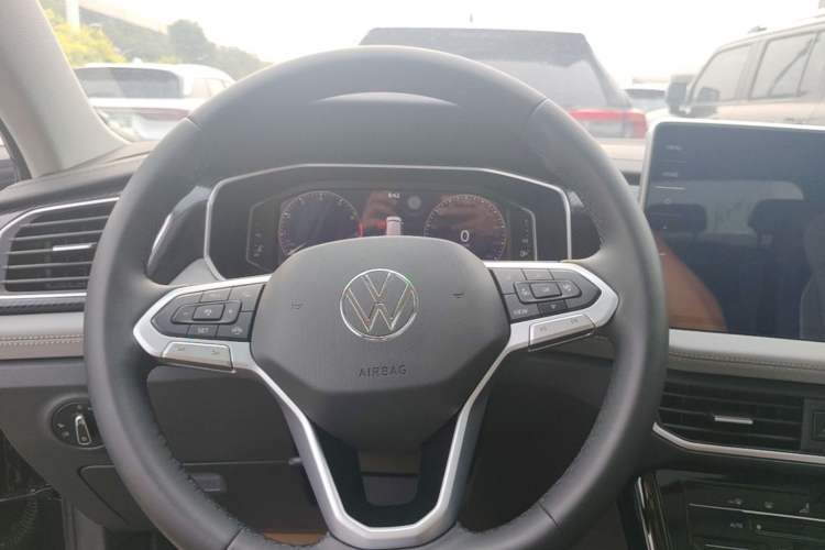 Used Volkswagen Tayron 2025 Zhongxiang Version 300TSI Steering Wheel