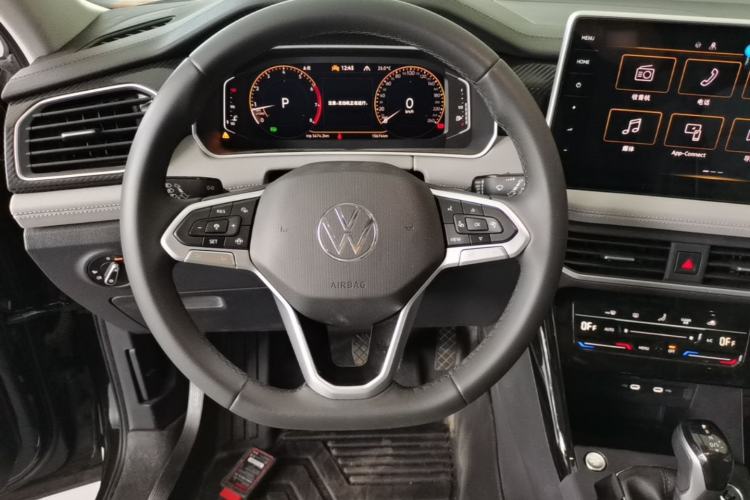 Used Volkswagen Tayron 2025 Zhongxiang Version 300TSI Steering Wheel