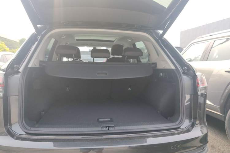 Used Volkswagen Tayron 2025 Zhongxiang Version 300TSI Trunk