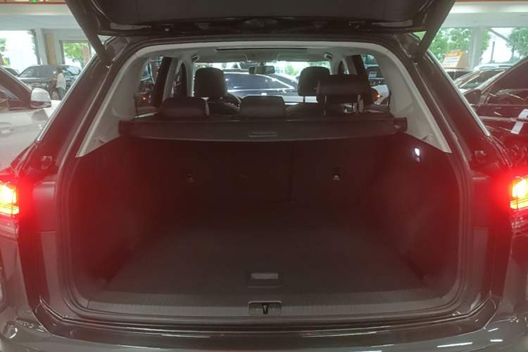 Used Volkswagen Tayron 2025 Zhongxiang Version 300TSI Trunk