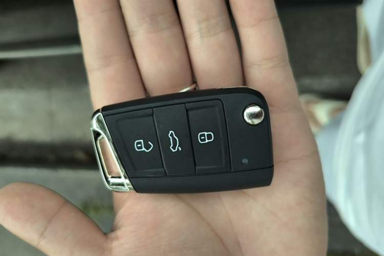 Used Volkswagen Tayron 2025 Facelifted Model, Popular Version, 300TSI Vehicle Key