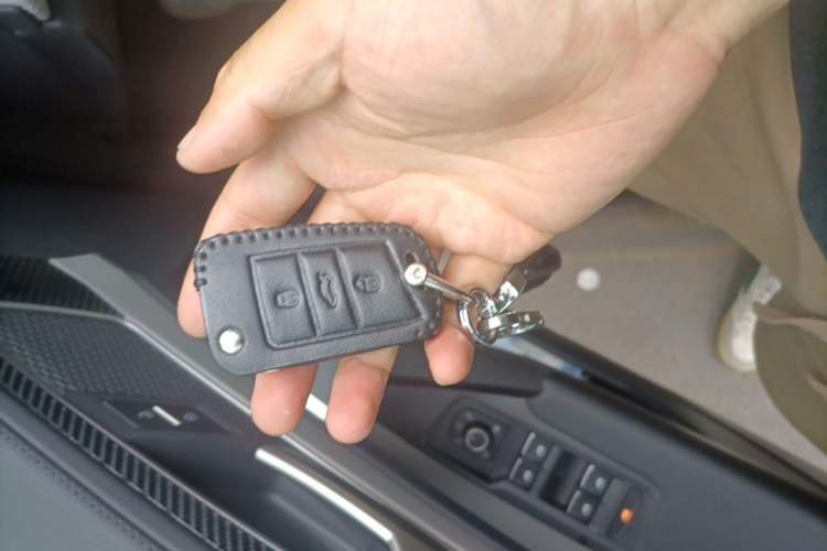 Used Volkswagen Tayron 2025 Facelifted Model, Popular Version, 300TSI Vehicle Key