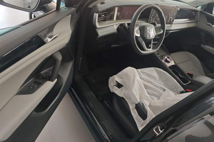 Used Volkswagen Tayron 2025 Tiguan L 330TSI Two-Wheel-Drive Elite Driver Seat