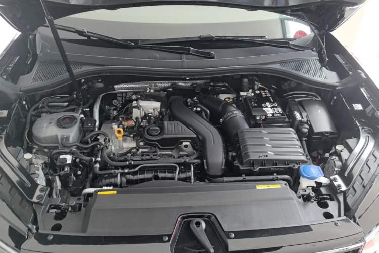 Used Volkswagen Tayron 2025 Zhongxiang Version 300TSI Engine Bay