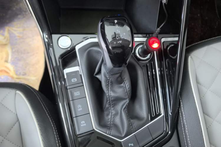 Used Volkswagen Tayron 2025 Zhongxiang Version 300TSI Gear Lever