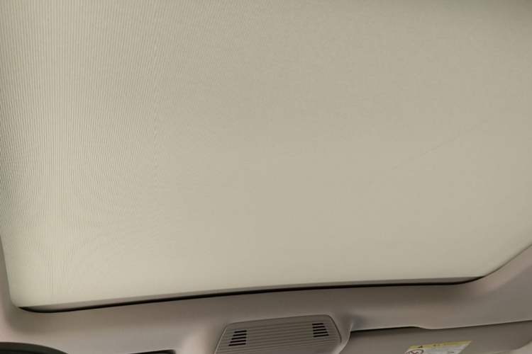 Used Volkswagen Tayron 2025 Tiguan L 330TSI Two-Wheel-Drive Elite Headliner