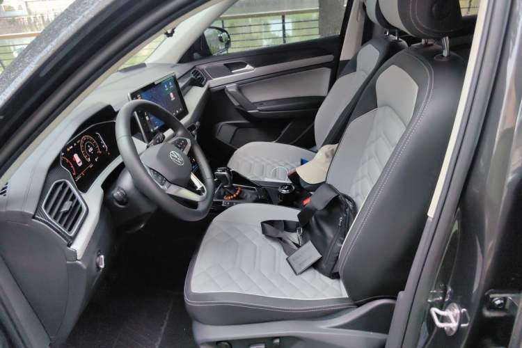 Used Volkswagen Tayron 2025 Zhongxiang Version 300TSI Left Front Seat
