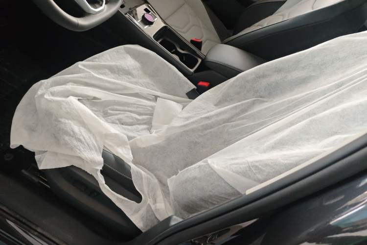Used Volkswagen Tayron 2025 Tiguan L 330TSI Two-Wheel-Drive Elite Left Front Seat