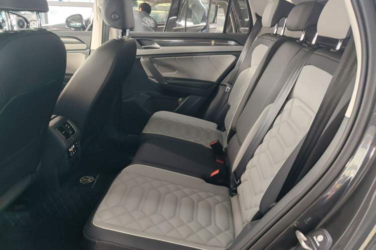 Used Volkswagen Tayron 2025 Zhongxiang Version 330TSI Left Rear Seat