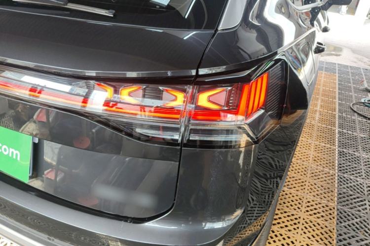 Used Volkswagen Tayron 2025 Zhongxiang Version 330TSI Right Rear Taillight