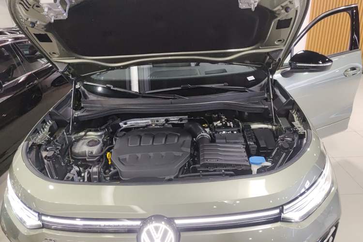 Used Volkswagen Tayron 2025 Tiguan L 380TSI 4Motion Luxury Easy Package Engine Bay